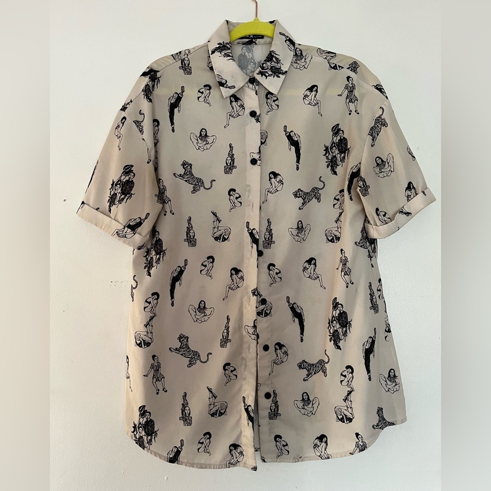 White Beige lounging ladies graphic button up
